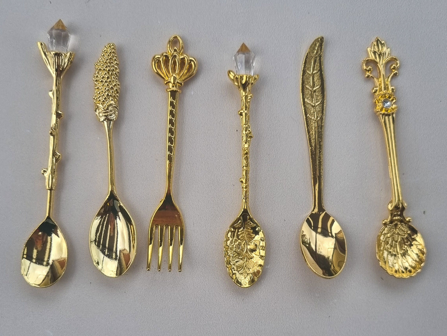 Vintage Palace Spoon Set